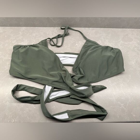 Green bikini set - NWOT - Picture 9 of 9